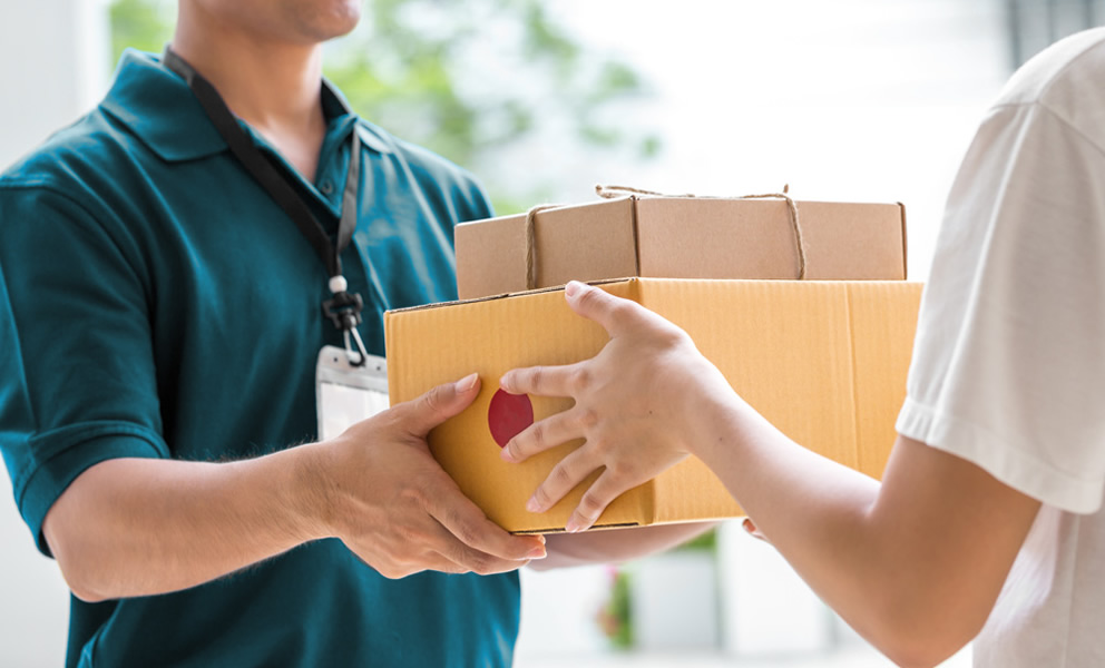 Best Courier Services for Small Businesses in Dubai